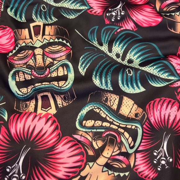 Good Vibes Tropical Floral Luau Tiki Mask Unlined Shorts with Pockets Size XL - Picture 3 of 10
